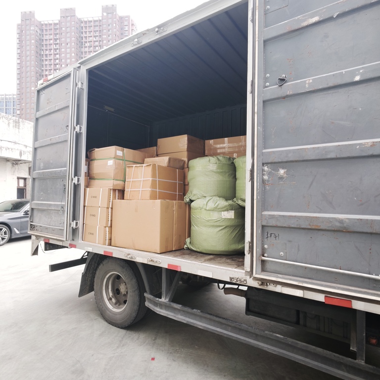 Kothak distribusi stainless steel Ouyue Electric wis dikirim kanthi akeh menyang Israel: saka pabrik menyang Pelabuhan Ningbo, nyedhiyakake dhukungan sing kuat kanggo proyek tumpukan ngisi daya ing luar negeri